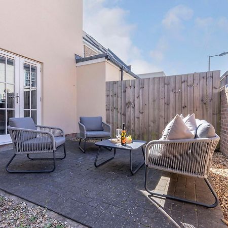 Elliot Oliver - 2 Bedroom Garden Apartment With Parking Cheltenham Eksteriør bilde