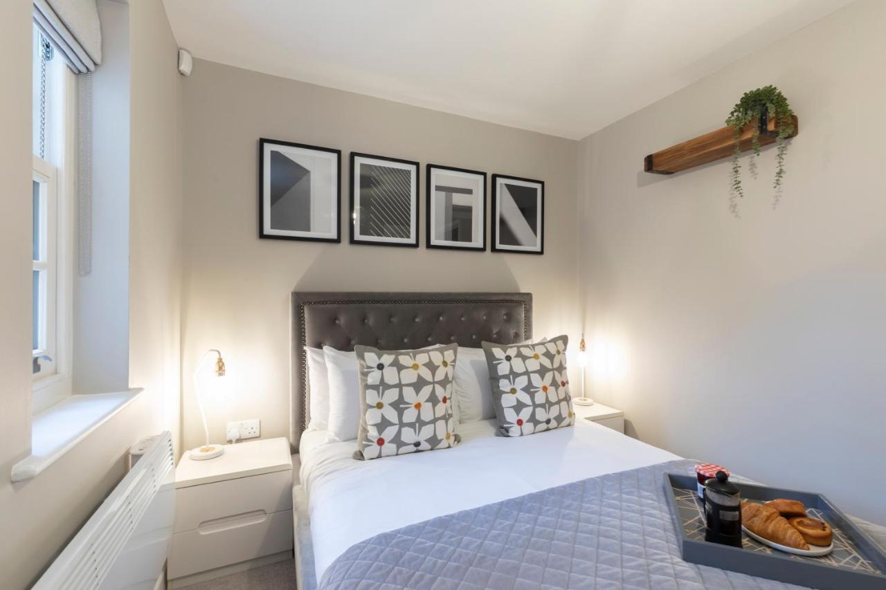 Elliot Oliver - 2 Bedroom Garden Apartment With Parking Cheltenham Eksteriør bilde
